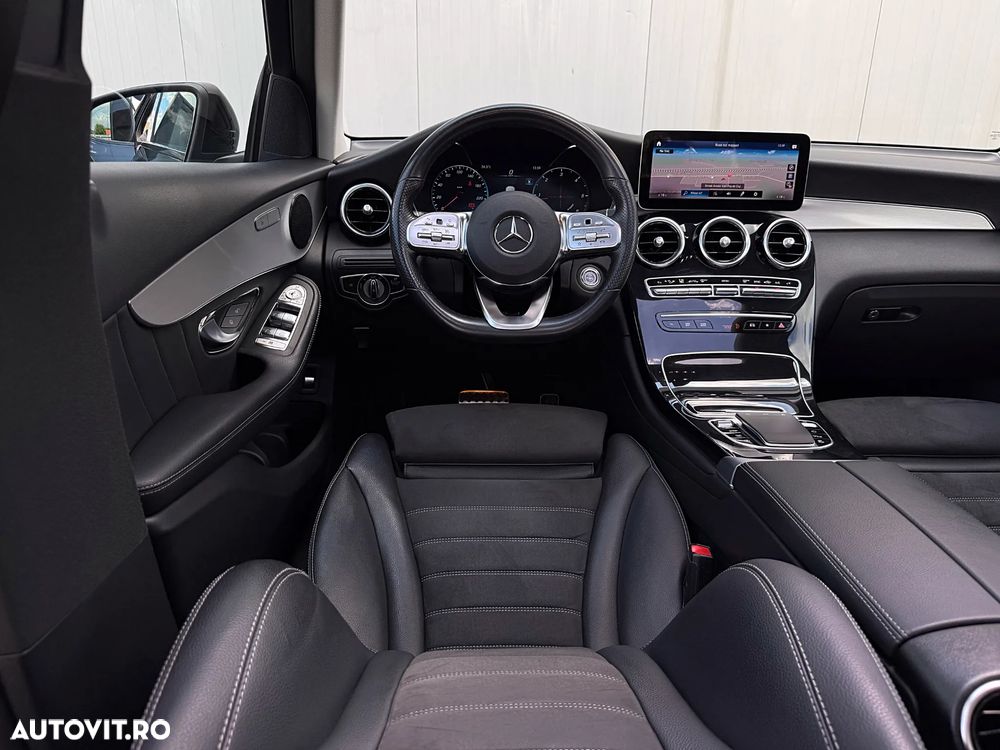 Mercedes-Benz GLC 220 d 4MATIC 9G-TRONIC AMG Line Plus - 19