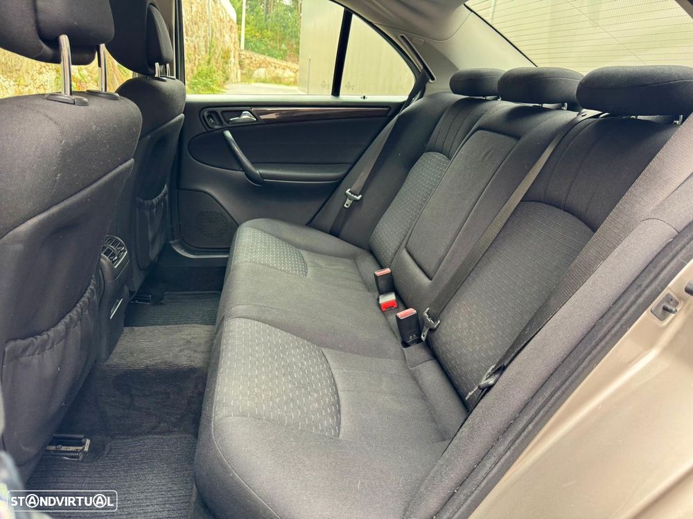 Mercedes-Benz C 200 CDi Elegance Aut. - 9