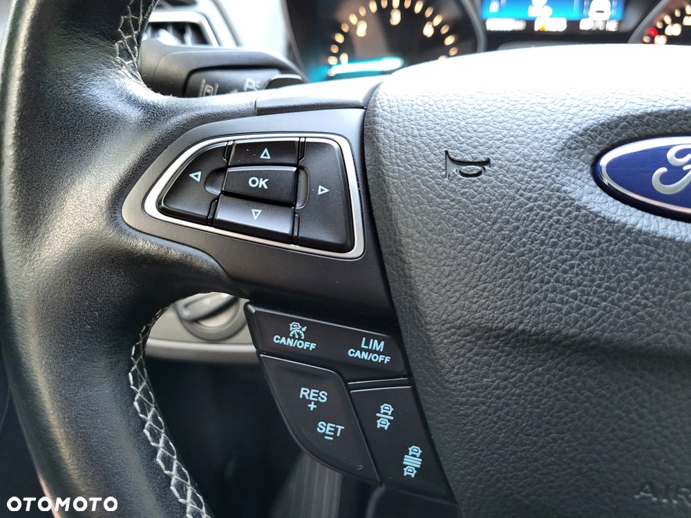Ford Kuga 2.0 TDCi 4x4 Vignale - 21