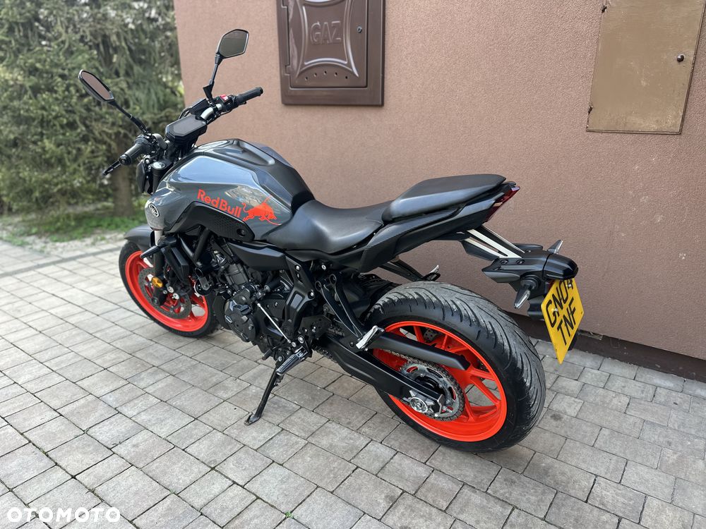 Yamaha MT - 18