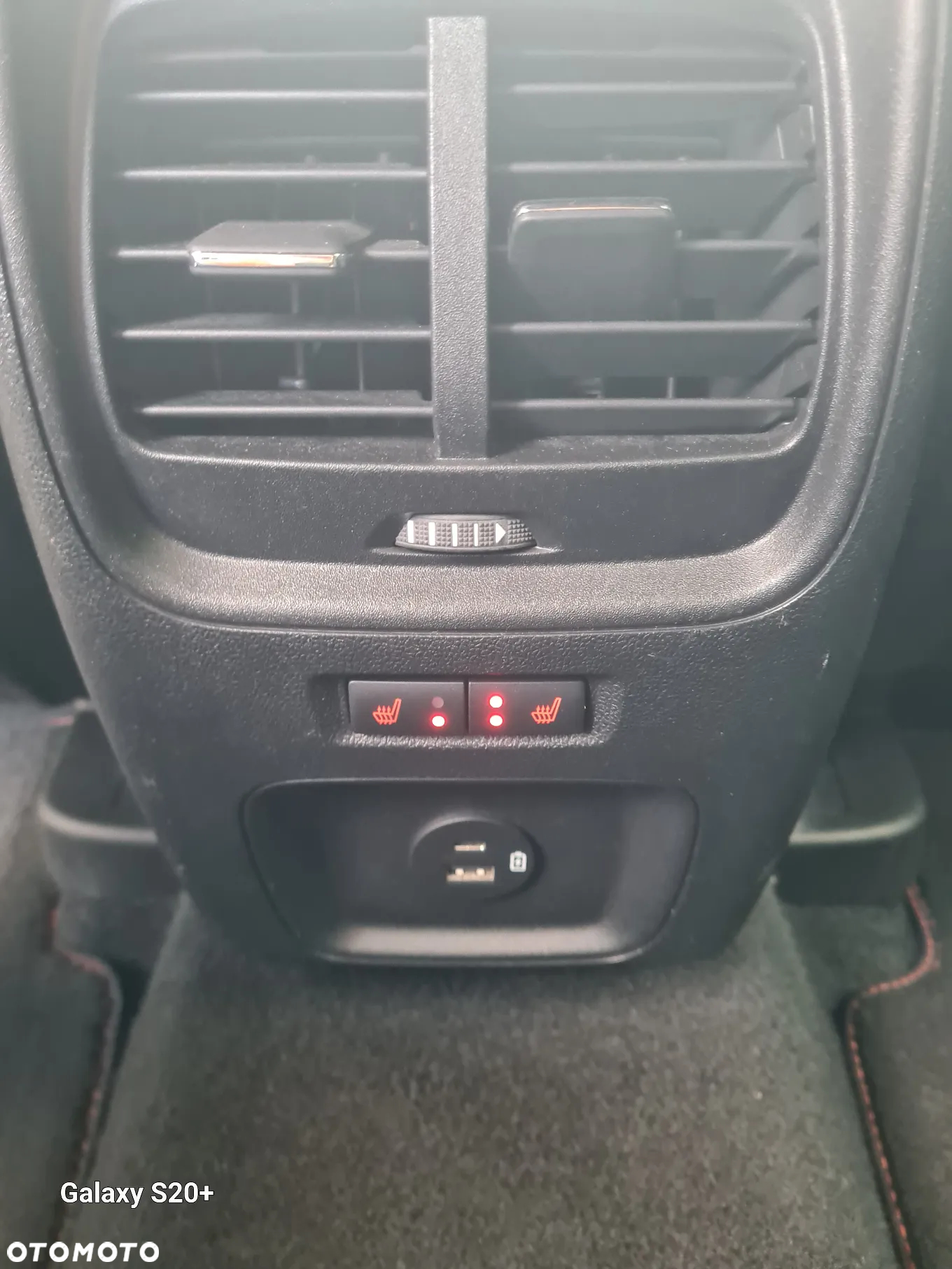 Ford Kuga 2.0 EcoBlue 4x4 ST-LINE X - 21