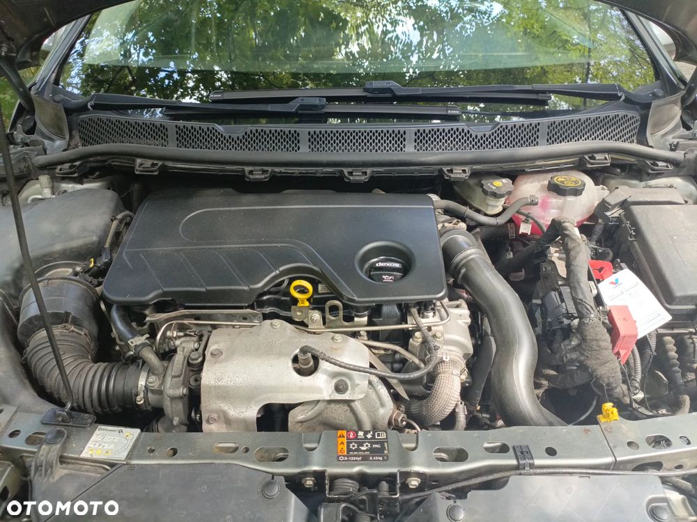 Opel Astra 1.6 CDTI Dynamic S&S - 20