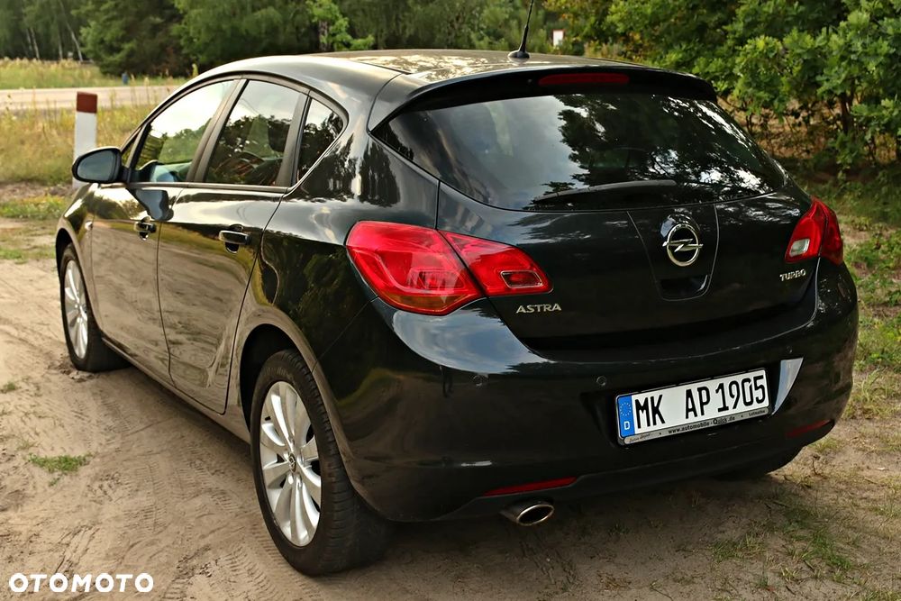 Opel Astra 1.4 Turbo - 24