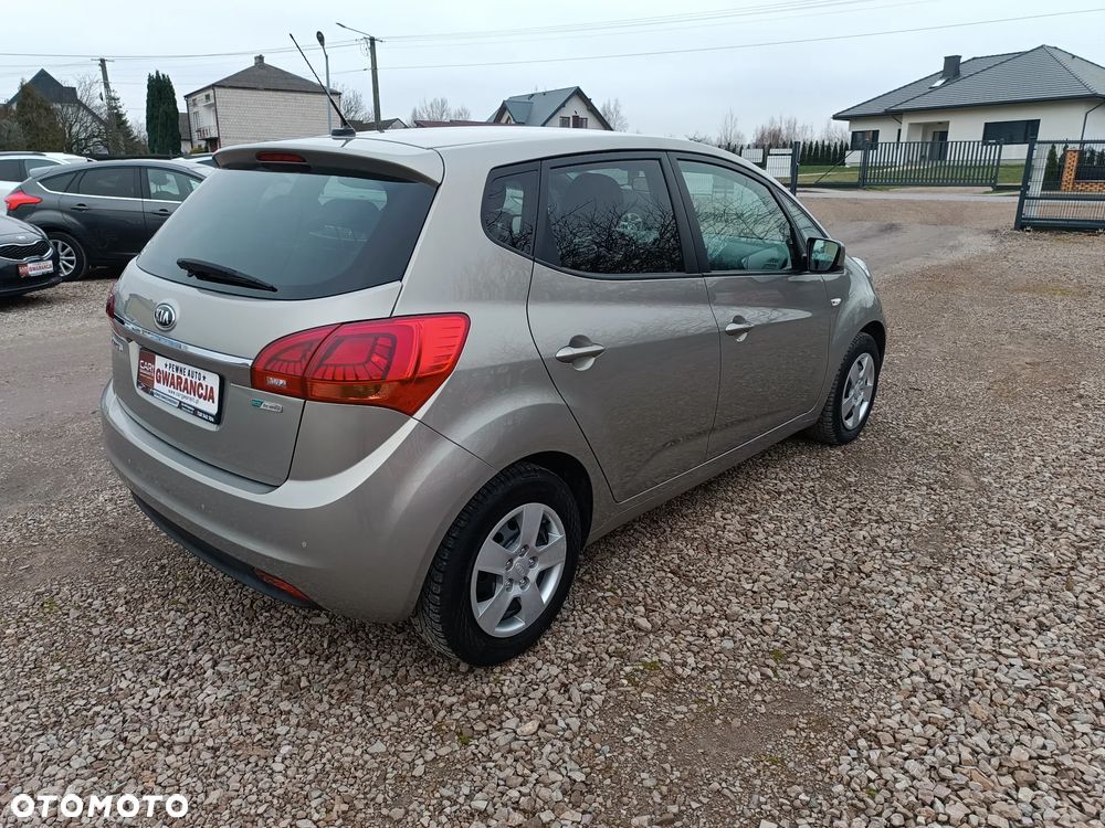 Kia Venga 1.4 CRDi 90 Business Line - 12