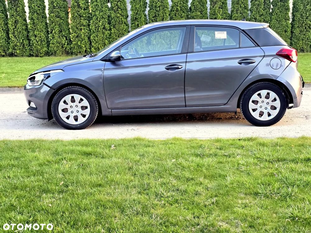 Hyundai i20 1.1 CRDi Passion - 2