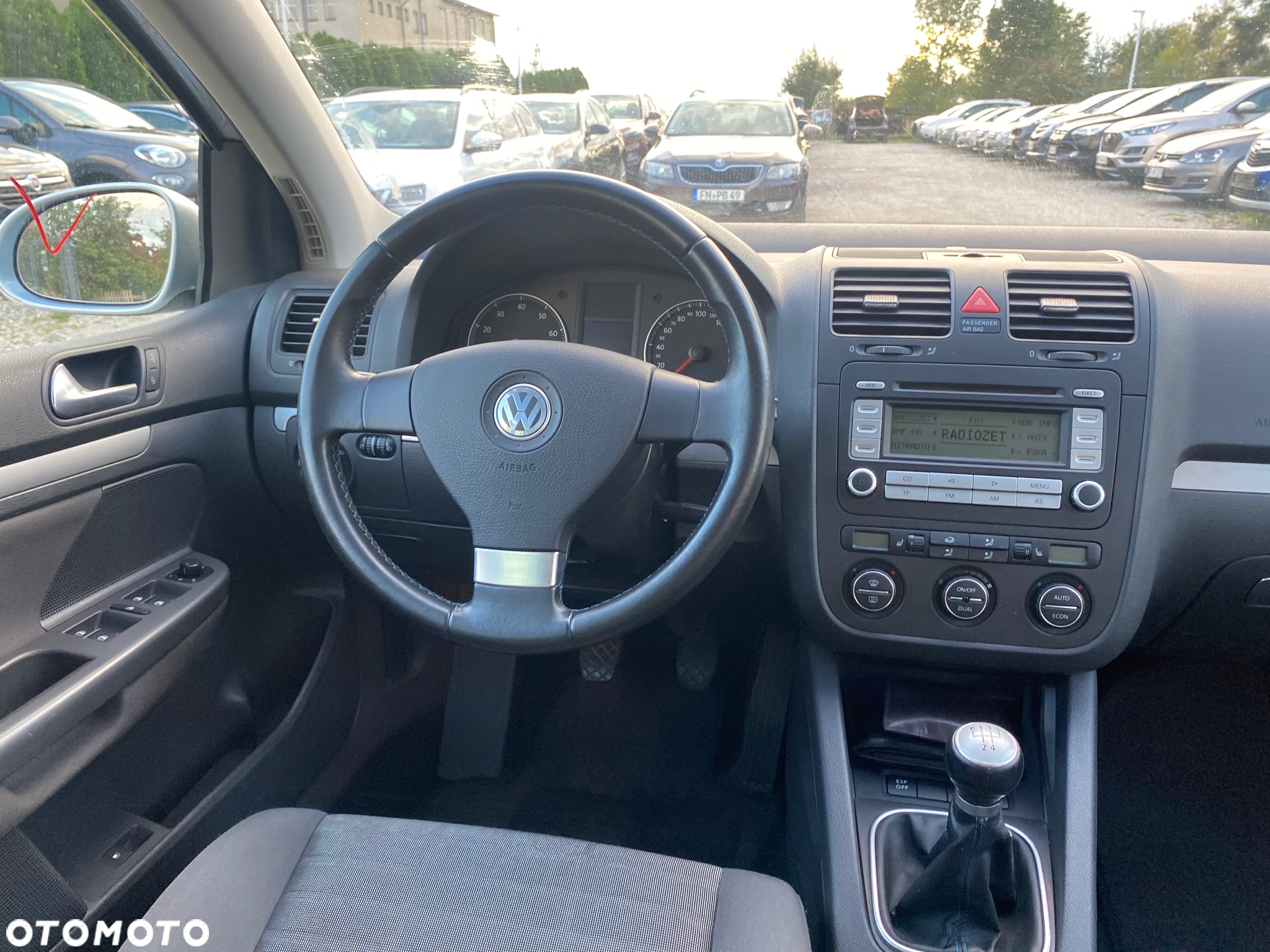 Volkswagen Golf 1.6 United - 29