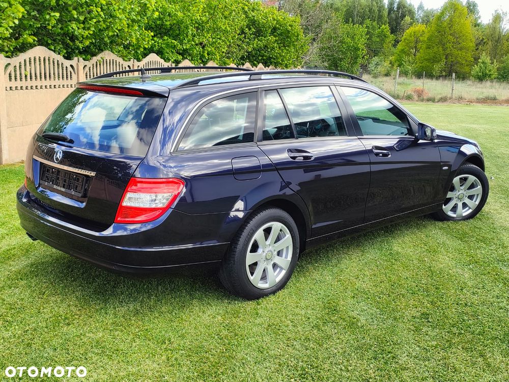 Mercedes-Benz Klasa C 200 CDI DPF (BlueEFFICIENCY) Avantgarde - 16