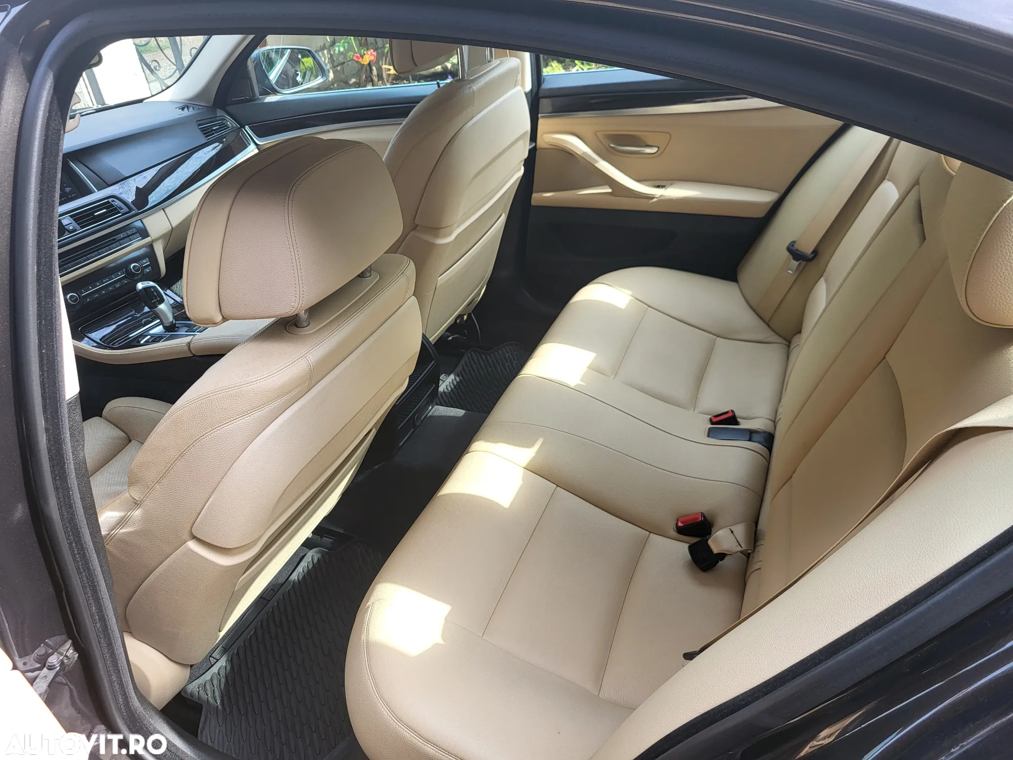 BMW Seria 5 530d AT - 9