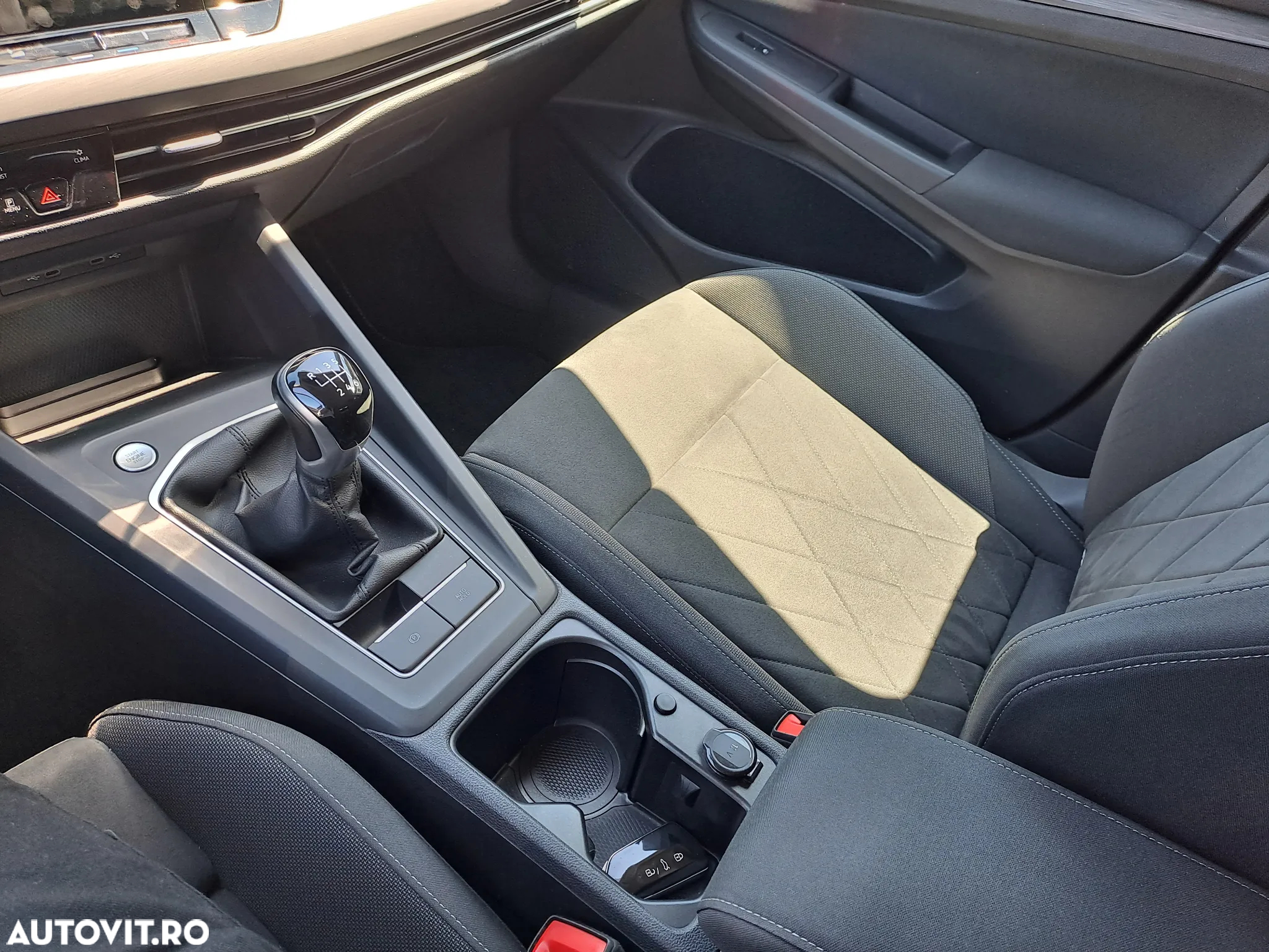 Volkswagen Golf 1.5 TSI OPF Style - 6