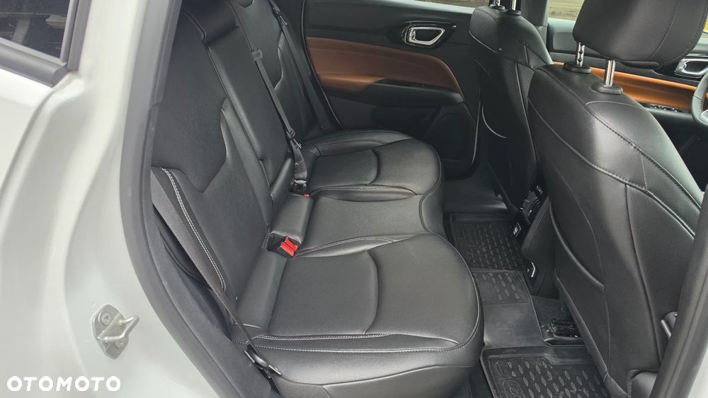 Jeep Compass - 21