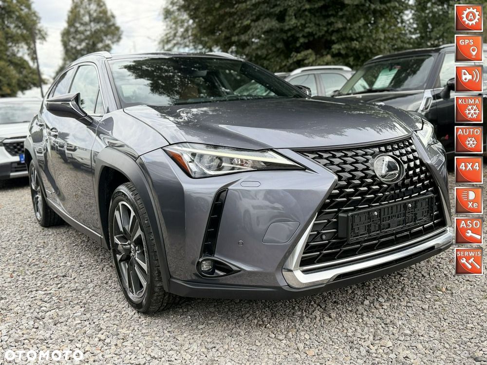 Lexus UX - 1
