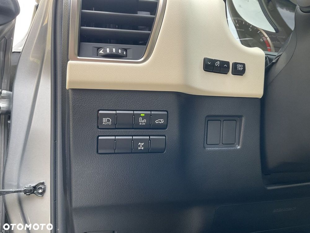 Lexus NX 300 F Impression AWD - 20