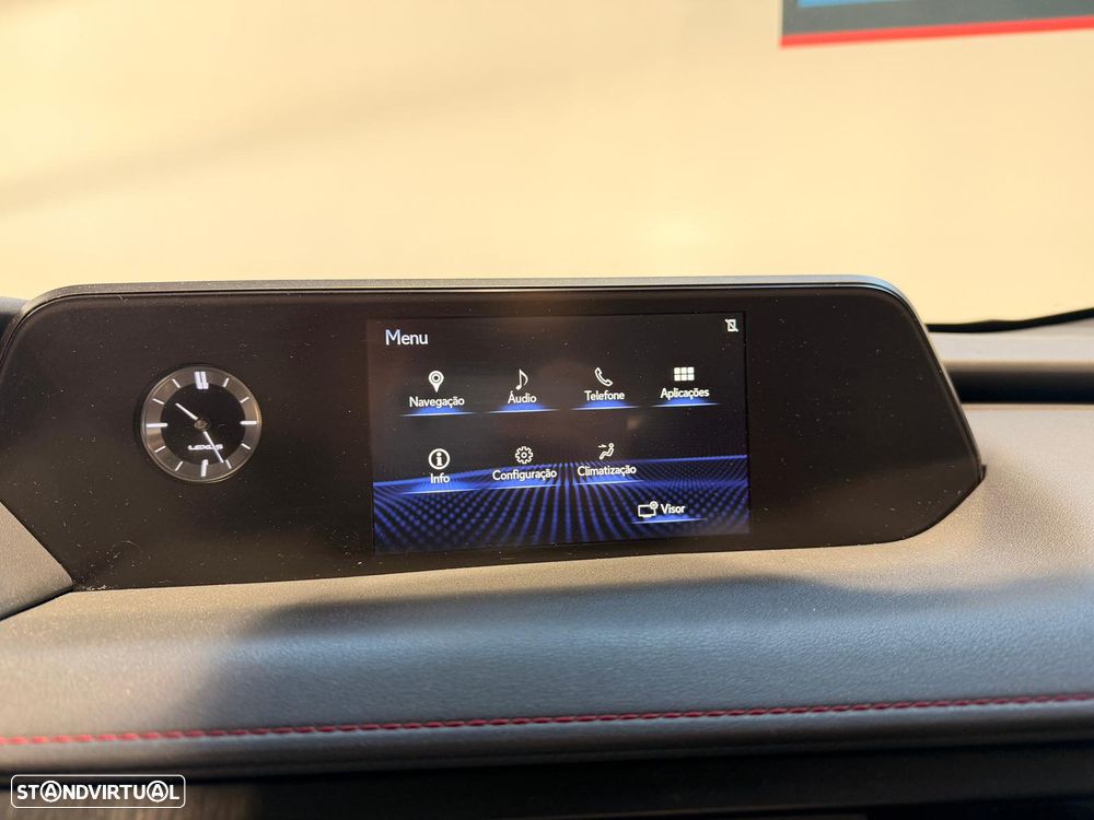 Lexus UX 250h F Sport - 26