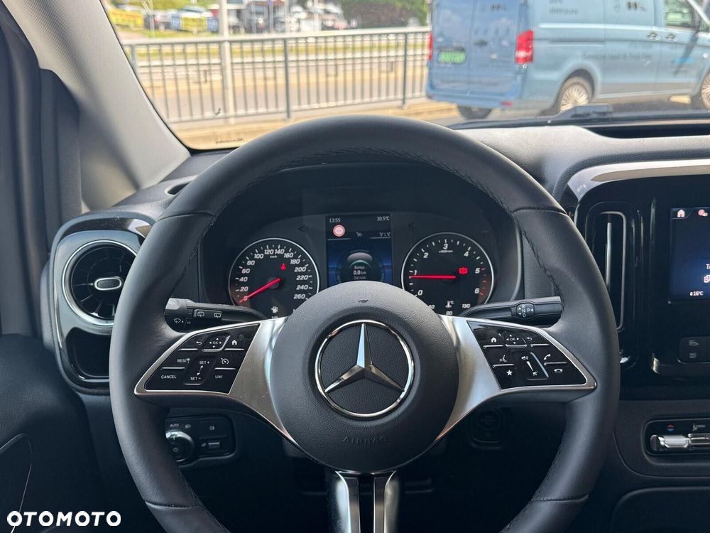 Mercedes-Benz Vito - 20