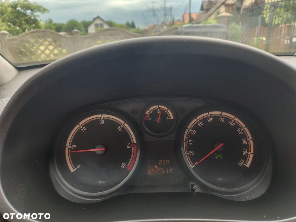 Opel Corsa 1.3 CDTI Essentia - 4