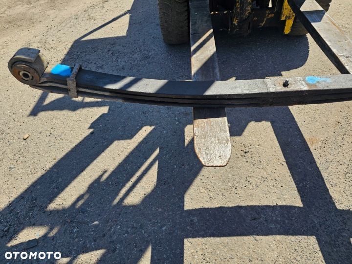RESOR PRZEDNI PRZÓD 3 PIÓRA 8 cm 173 cm DŁUGOŚĆ IVECO EUROCARGO FELGI 19,5 - 2