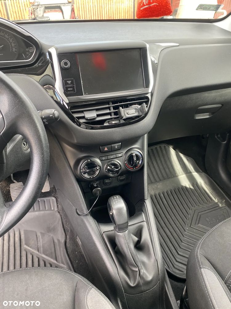 Peugeot 208 PureTech 82 Active - 7