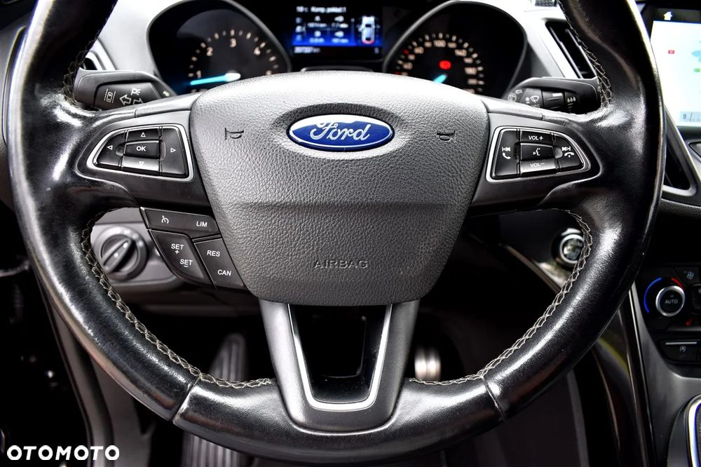 Ford Kuga 2.0 TDCi AWD ST-Line - 29