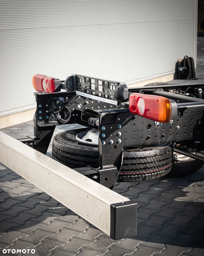 FUSO Canter 9C18 AMT - 4