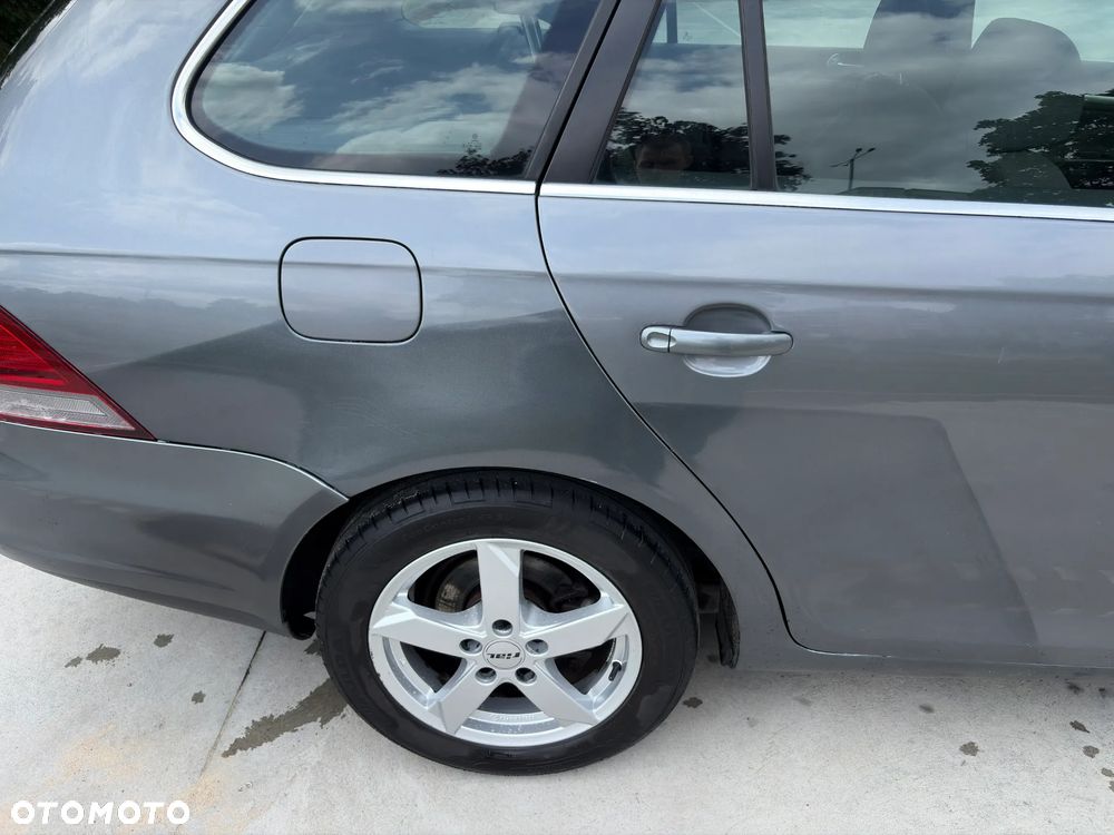 Volkswagen Golf 2.0 TDI Comfortline DSG - 16