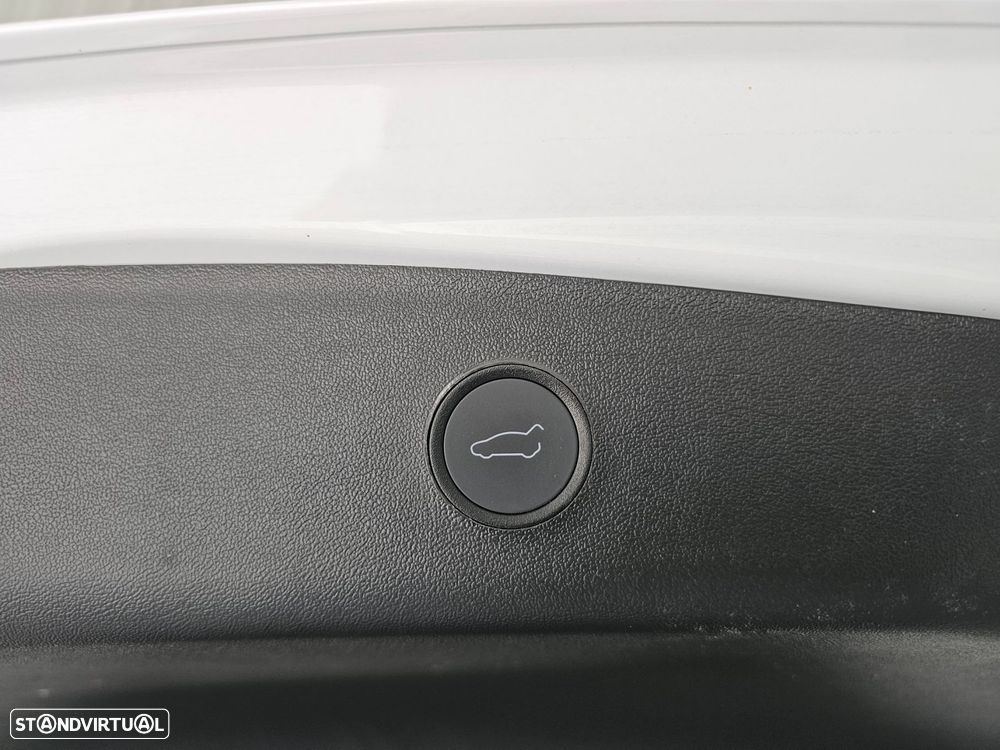 Tesla Model 3 Standard Range Plus RWD - 18