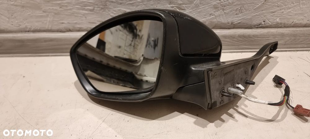 Lusterko lewe PEUGEOT 208 2008 lift 9PIN (4+5) - 9