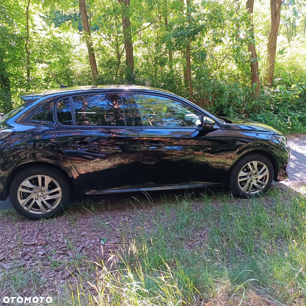 Peugeot 208 PureTech 100 Allure - 19