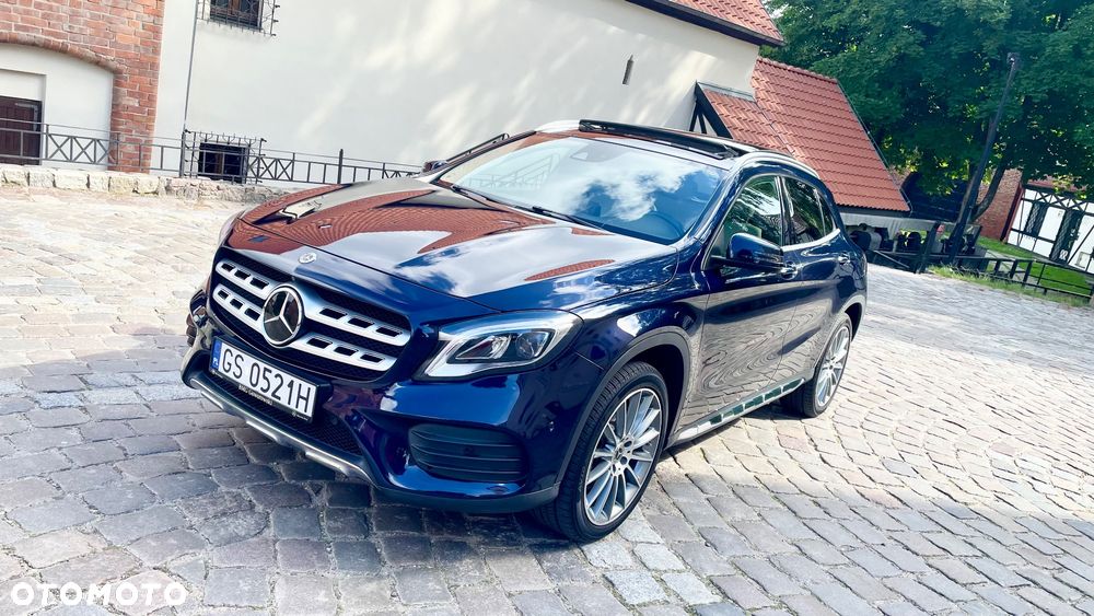 Mercedes-Benz GLA 250 4-Matic AMG Line - 1