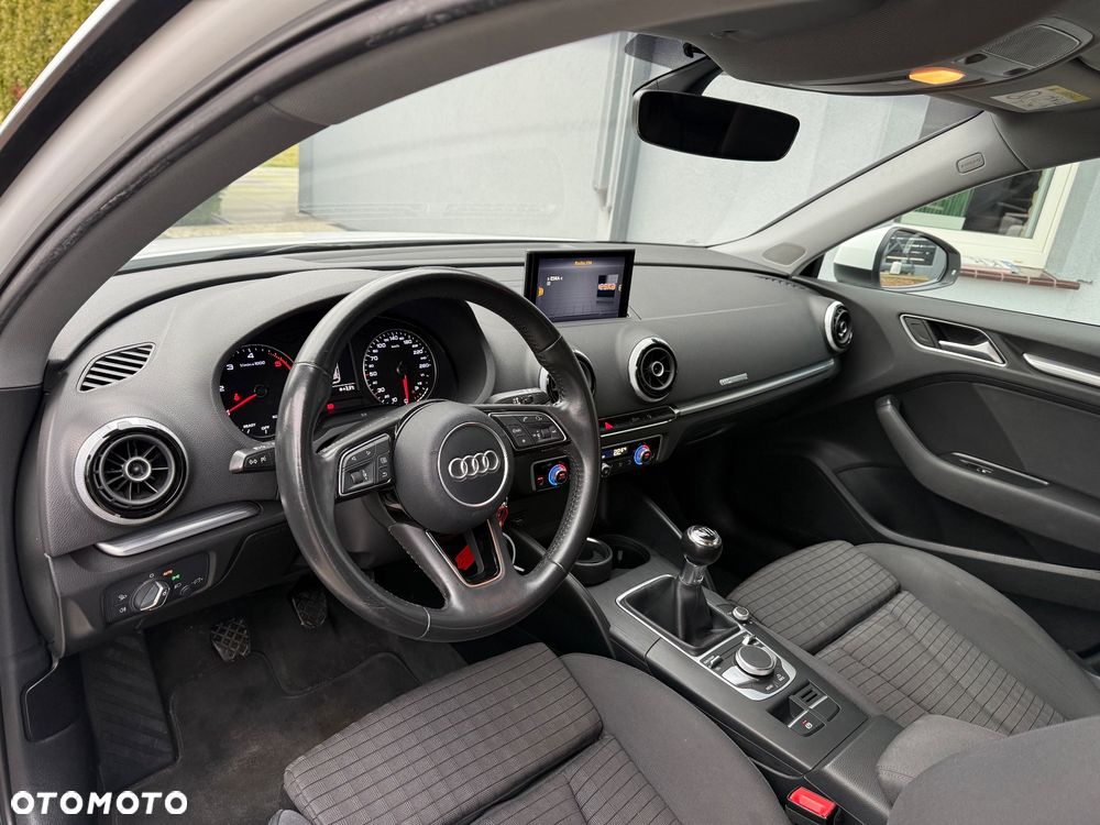 Audi A3 Sportback 2.0 TDI (clean diesel) Attraction - 10