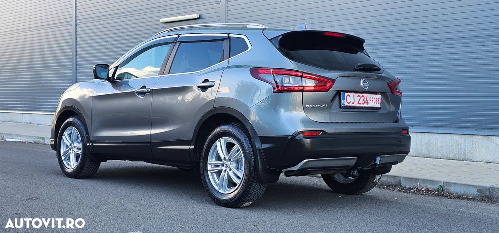 Nissan Qashqai 1.6 DCI Xtronic TEKNA - 21