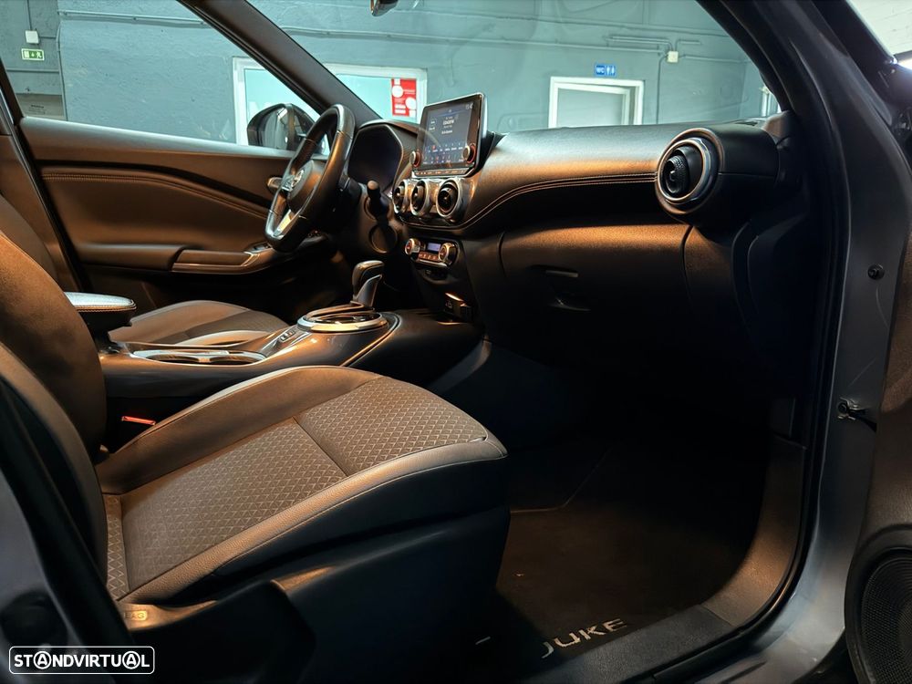 Nissan Juke 1.0 DIG-T N-Connecta NAV. DCT - 32