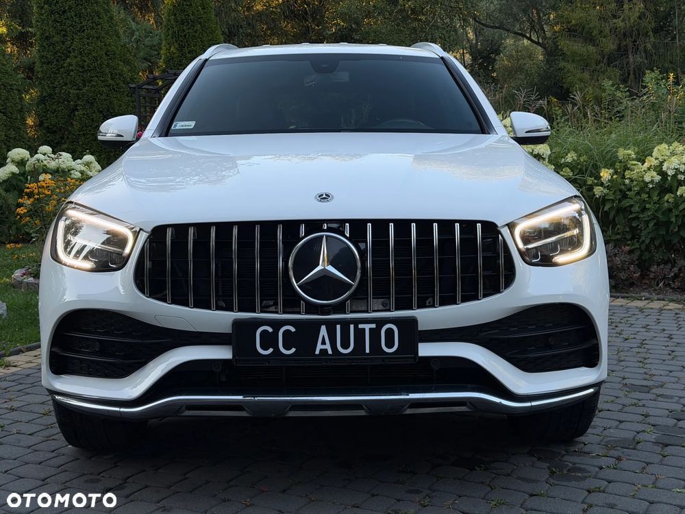 Mercedes-Benz GLC 250 4Matic 9G-TRONIC AMG Line - 3