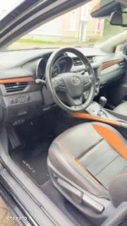 Toyota Avensis 1.8 Premium MS - 6