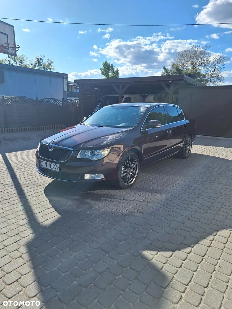 Skoda Superb 2.0 TDI DSG Ambition - 13