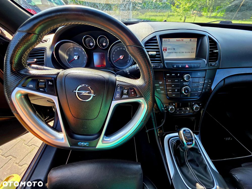 Opel Insignia 2.8 V6 Turbo 4x4 OPC - 16