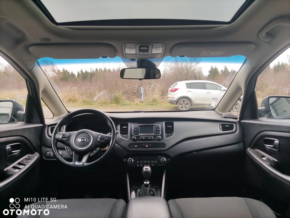 Kia Carens 1.7 CRDi 115 Dream Team Edition - 6