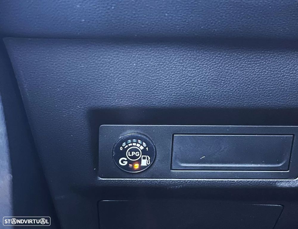 Renault Captur 1.0 TCe Techno Bi-Fuel - 21