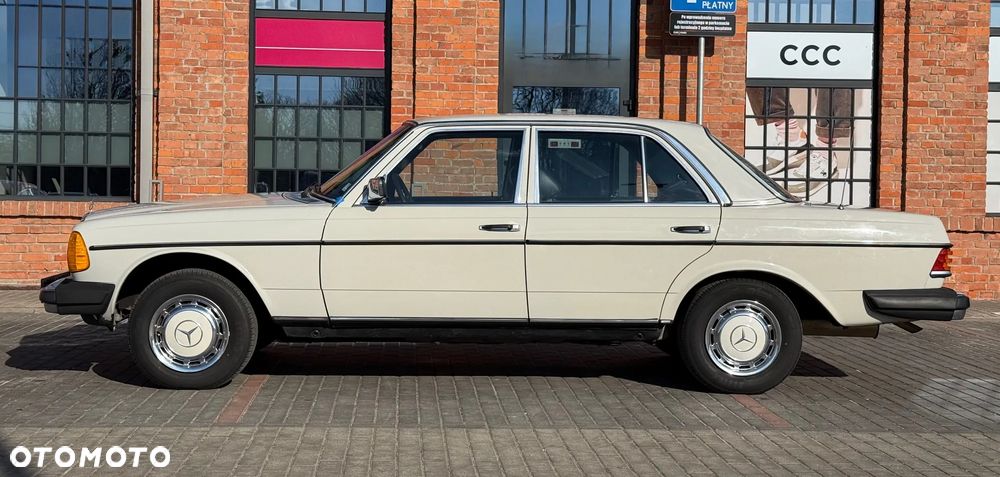 Mercedes-Benz W123 - 5