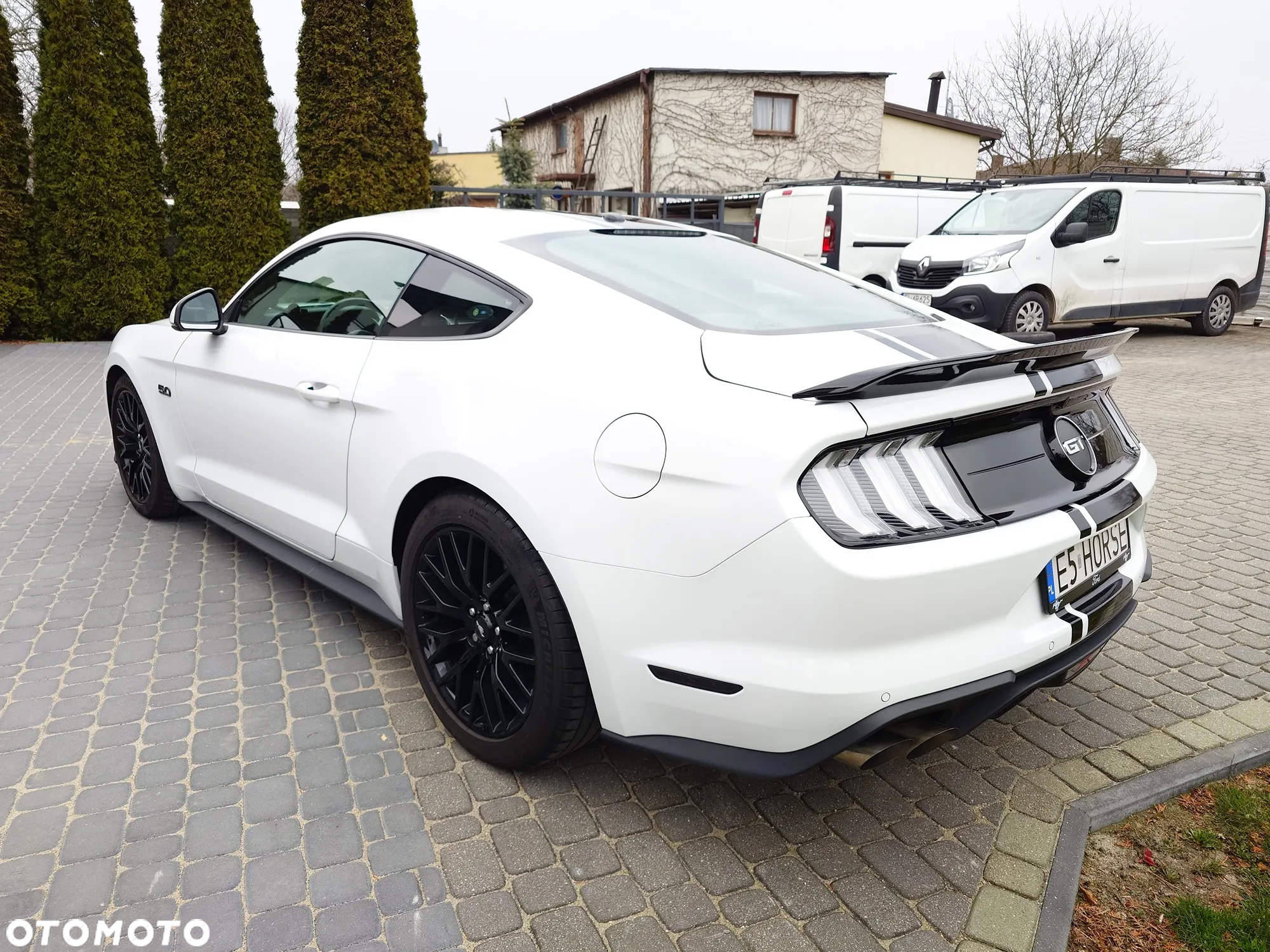 Ford Mustang 5.0 V8 GT - 11