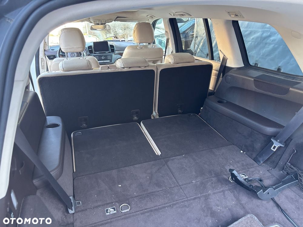 Mercedes-Benz GL 400 4Matic 7G-TRONIC - 22