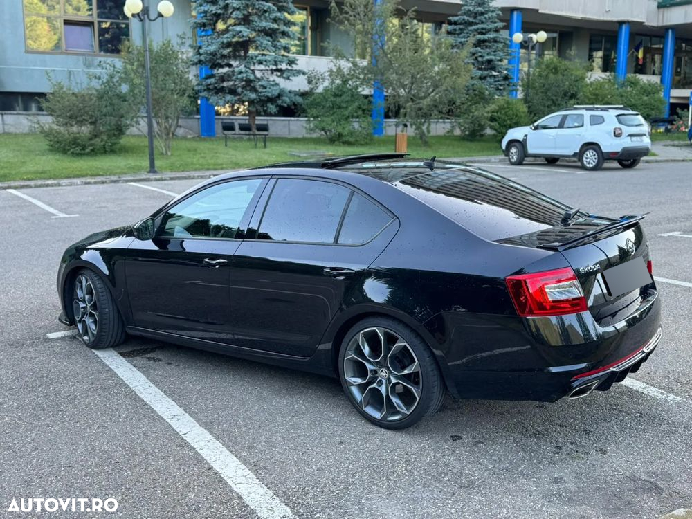 Skoda Octavia 2.0 TSI RS - 5