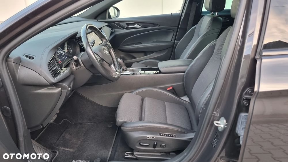 Opel Insignia 2.0 T Elegance S&S - 23