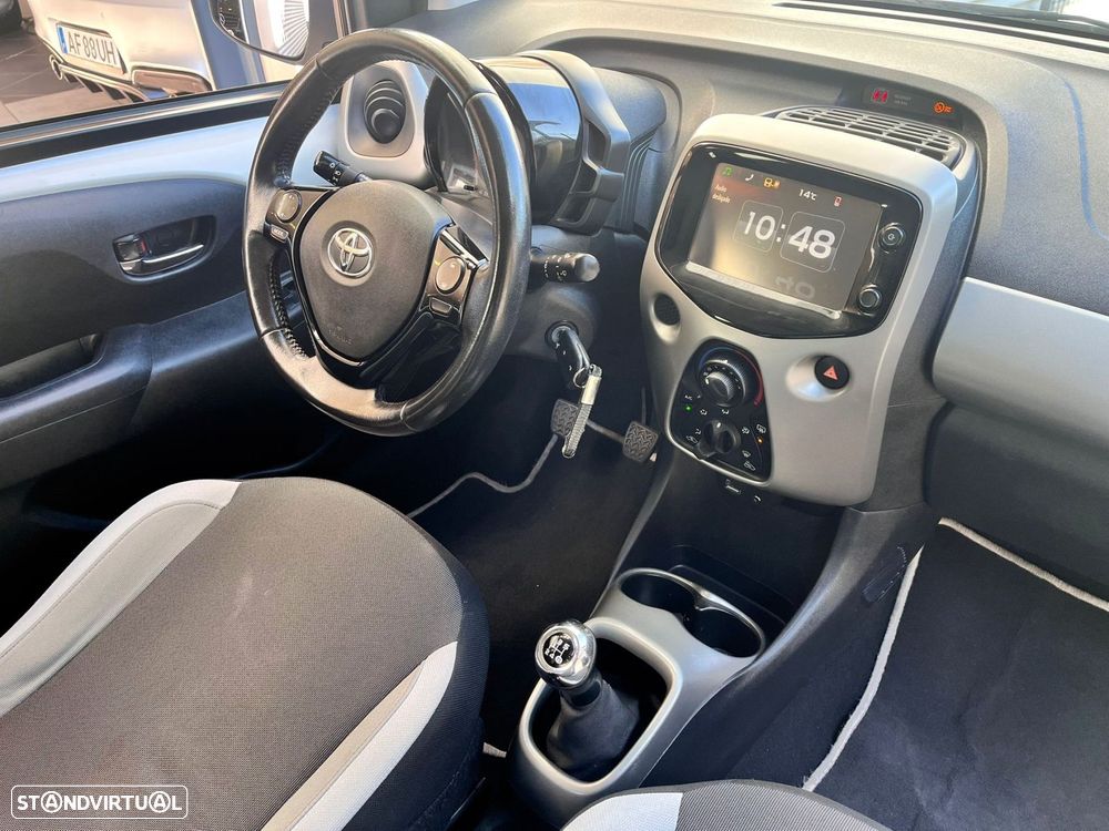 Toyota Aygo 1.0 X-Play+AC+X-Touch - 3