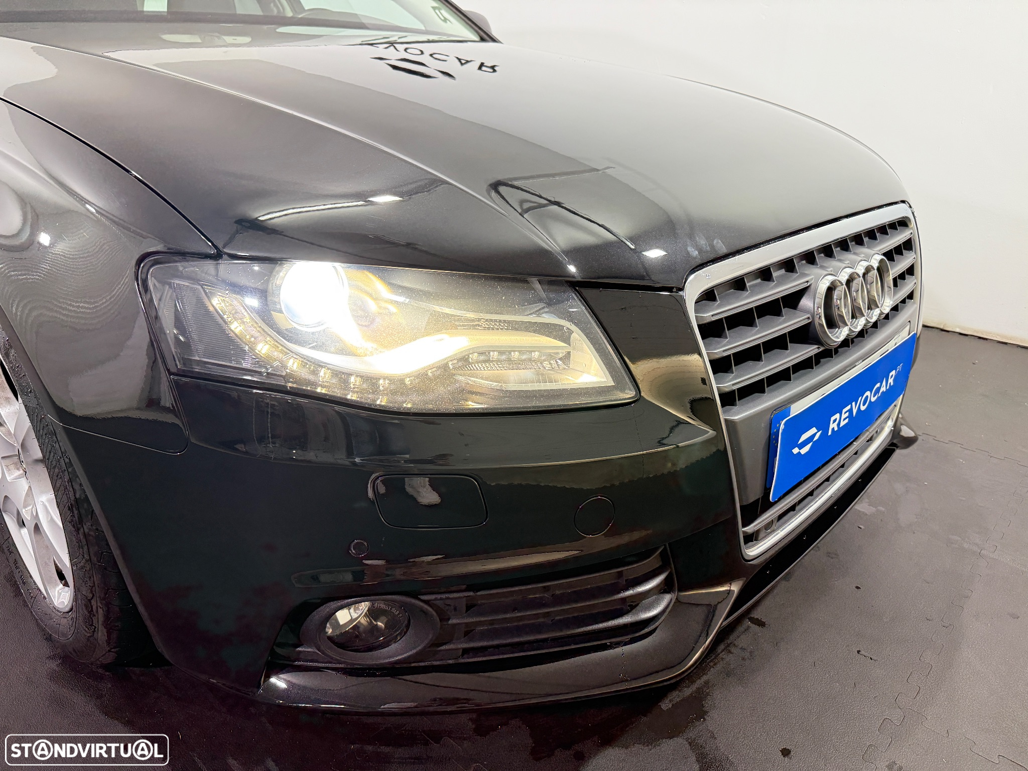 Audi A4 Avant 2.0 TDI Advance - 29