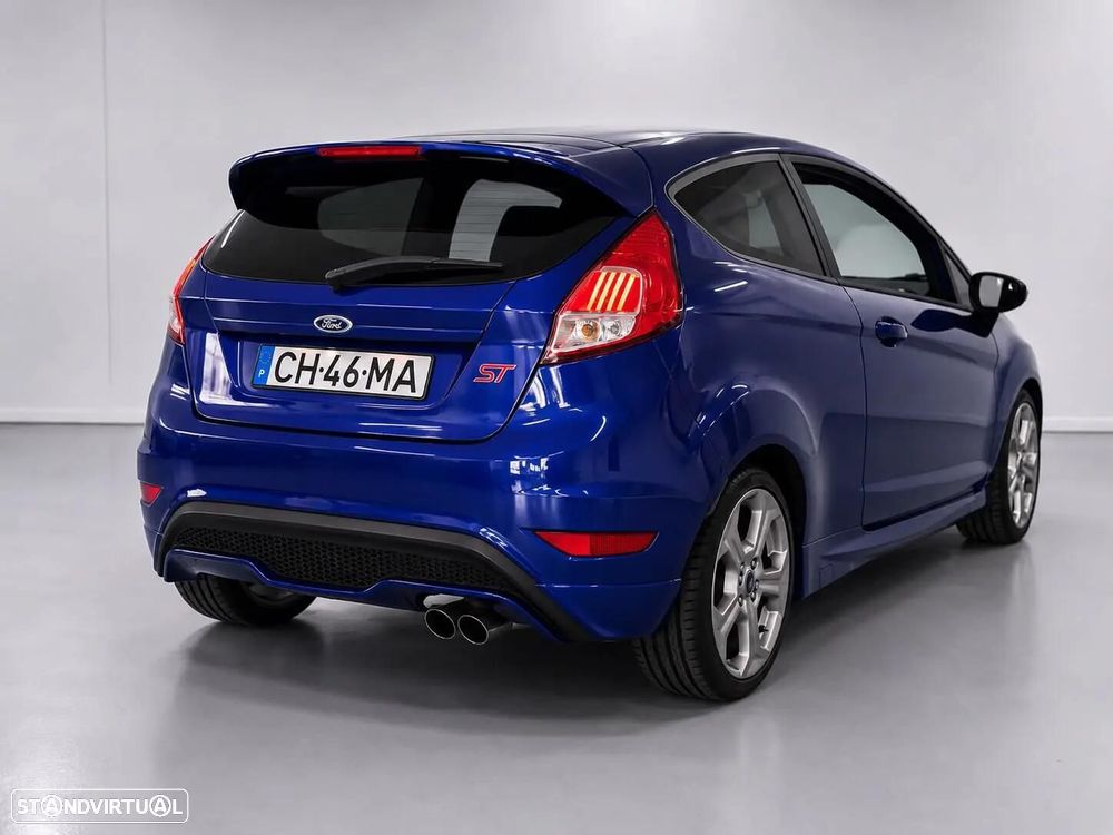 Ford Fiesta 1.6 EcoBoost c/ Pack Pele Desportiva ST - 4