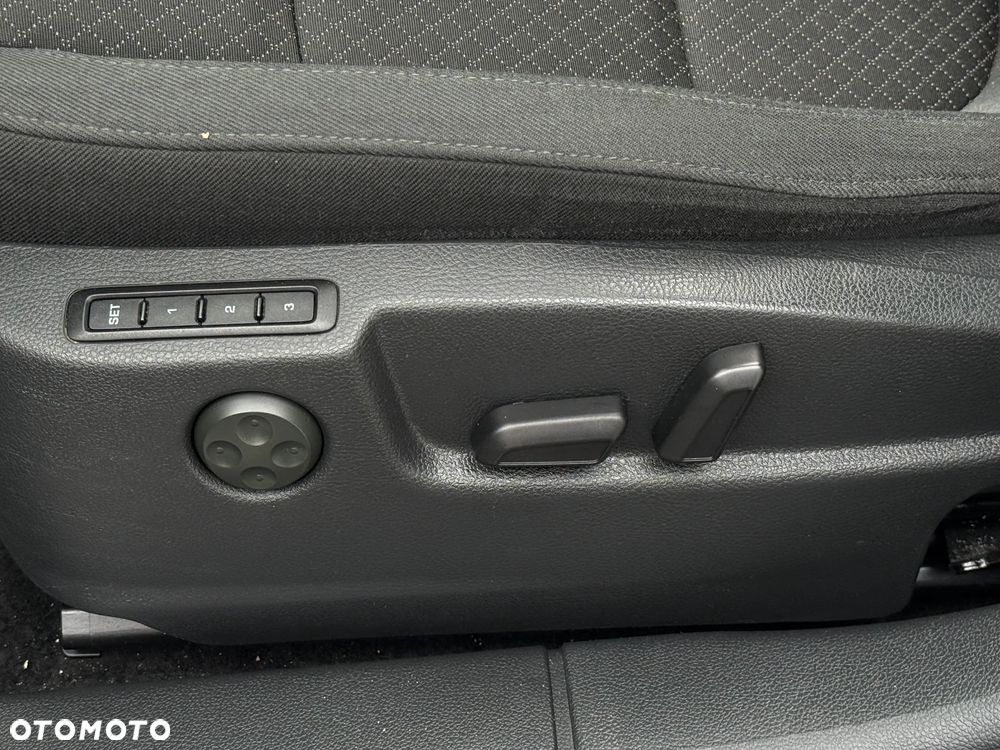 Skoda Superb - 23