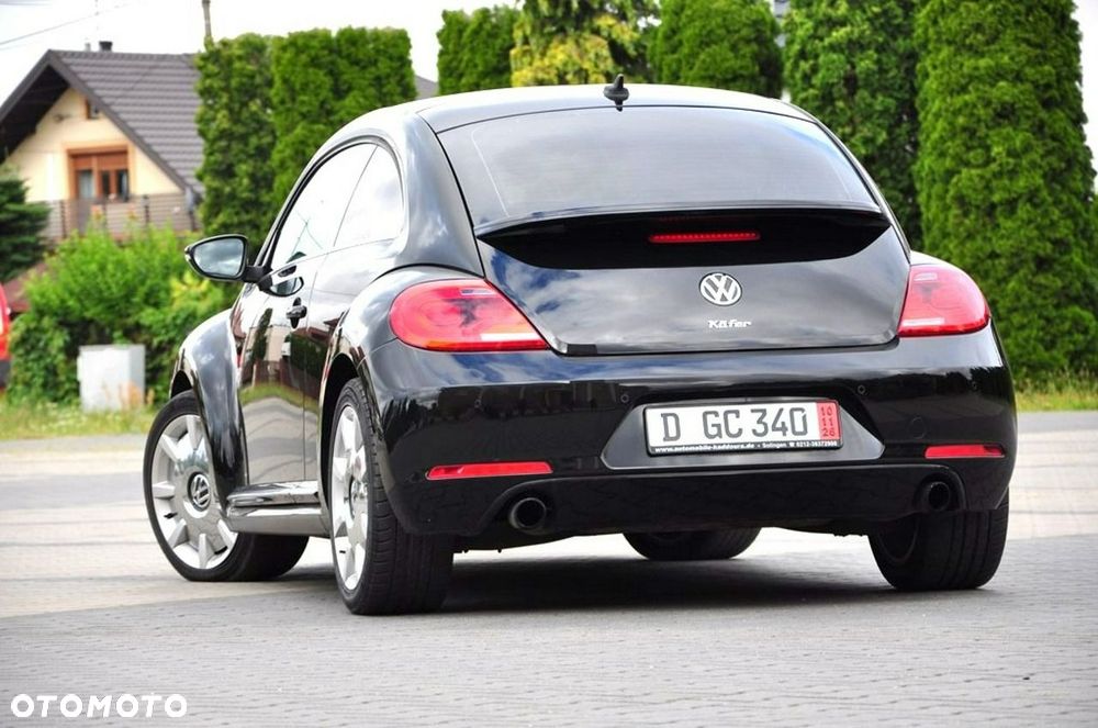 Volkswagen New Beetle - 22
