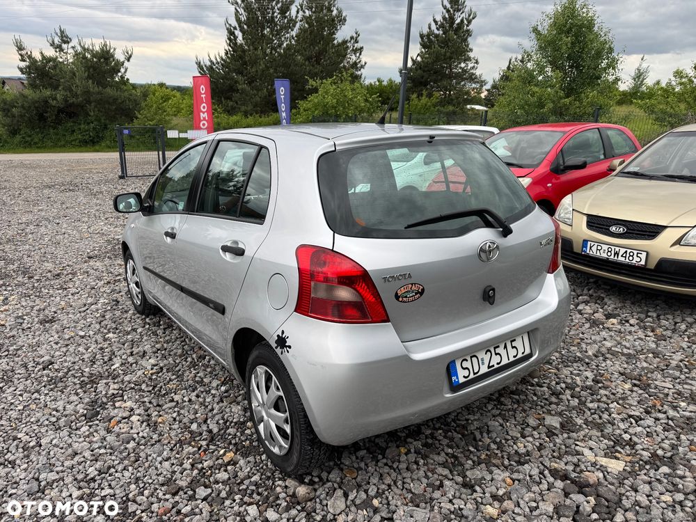 Toyota Yaris 1.0 Luna - 5