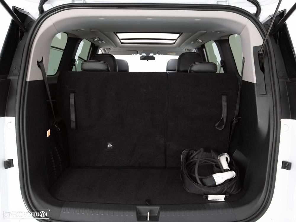 Maxus Euniq 5 - 16