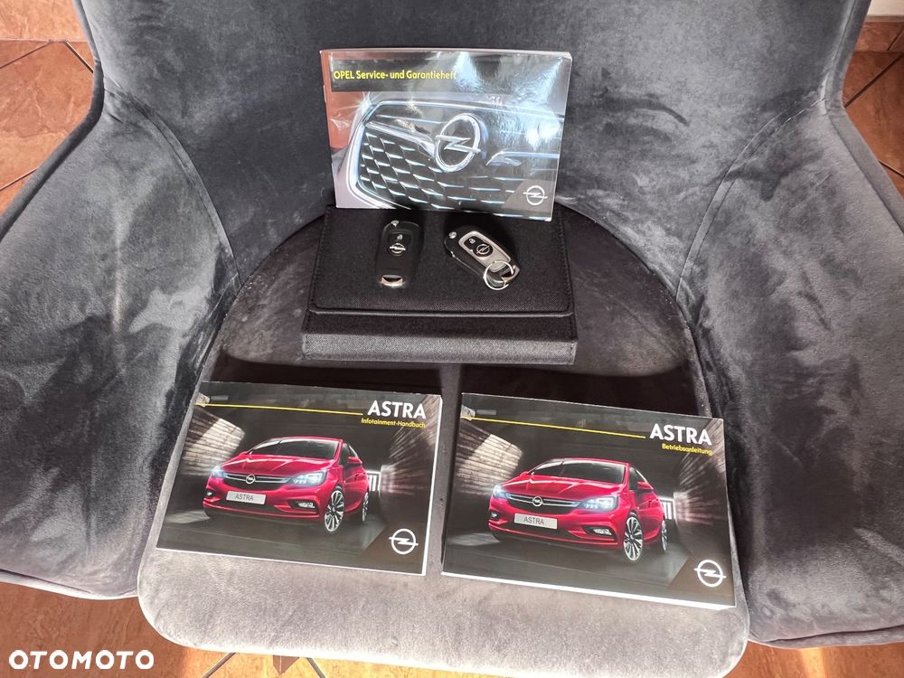 Opel Astra 1.4 Turbo Innovation - 37
